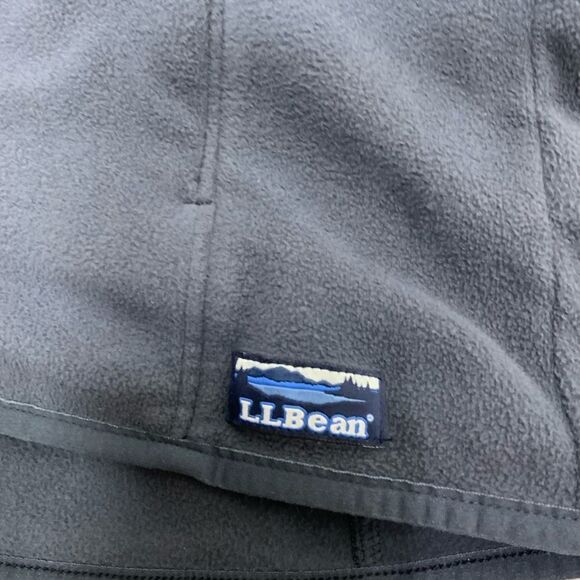 L. L. BEAN Fleece jacket. - Picture 6 of 6